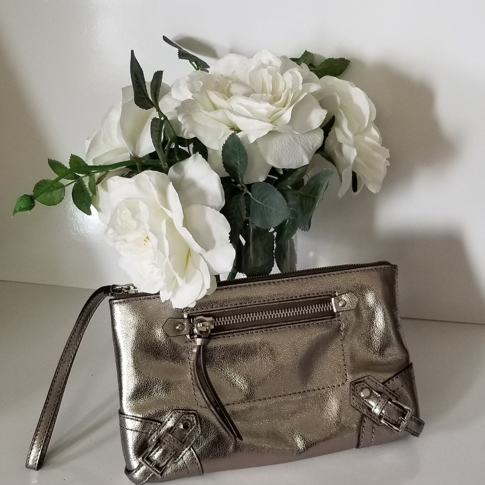 Michael Kors wristlet